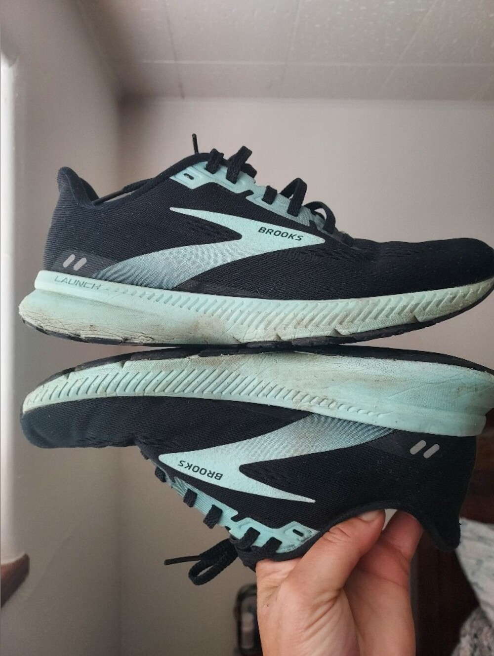 Last DAY | Brooks LAUNCH 8 Running Shoes - Black & Mint Green